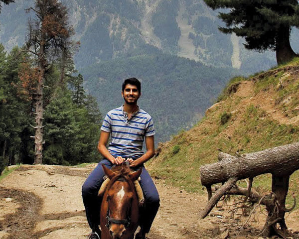 Aakaash Varma ’16